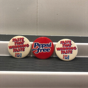 𝅺pepsi Vintage Button Pins set of 3